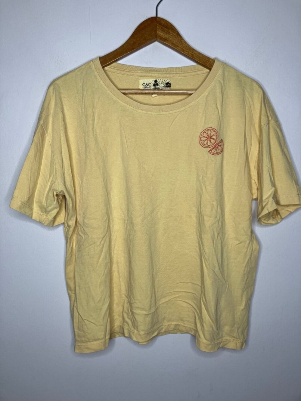 C&C California Women's Yellow Sunwashed Embroidered Lemon T-Shirt READ